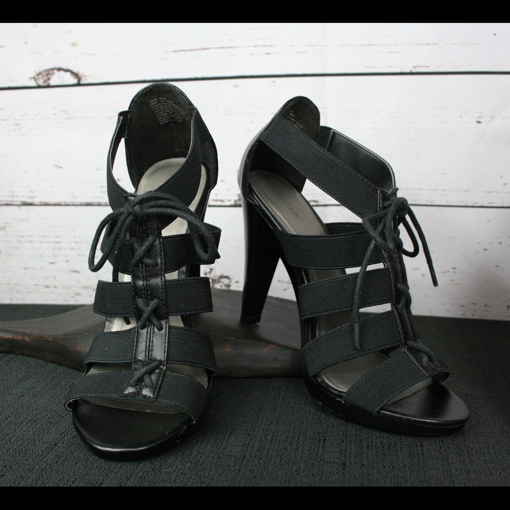 Laced, black Apt. 9 strappy heels